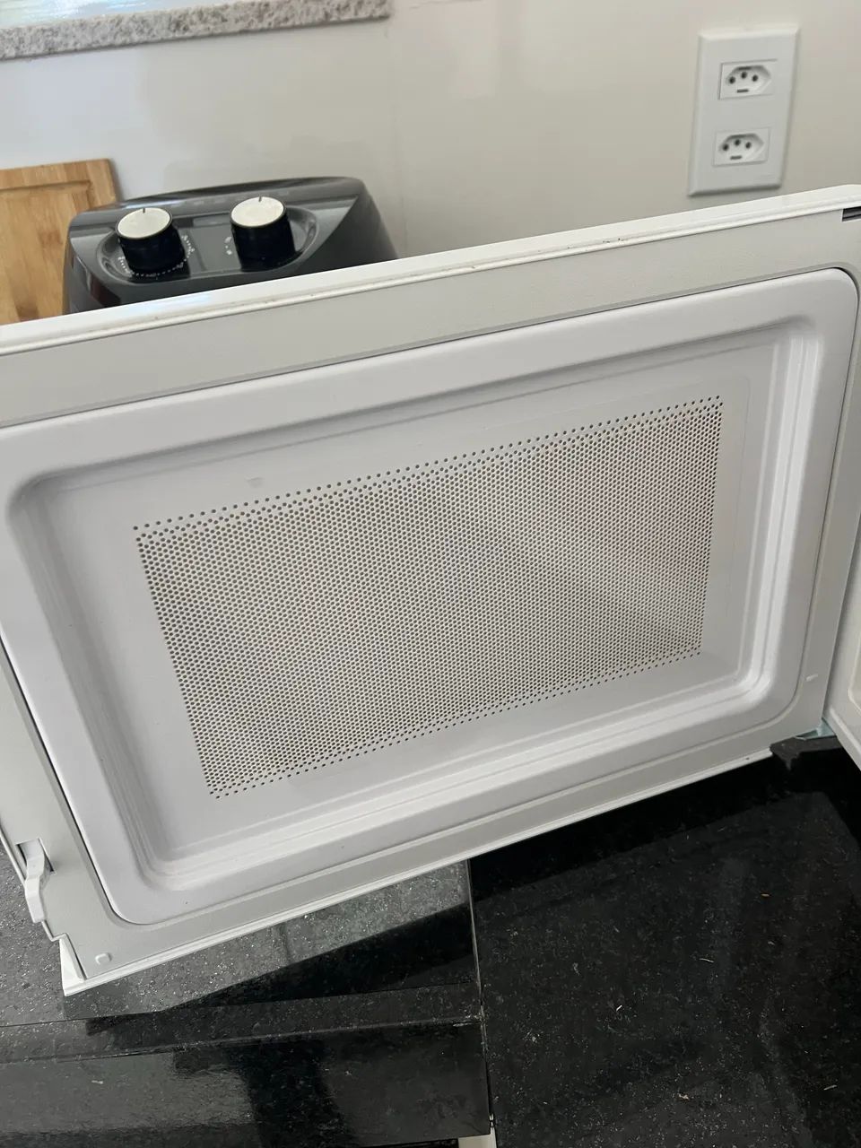 Microondas Philco PM038B 33L - Foto 2