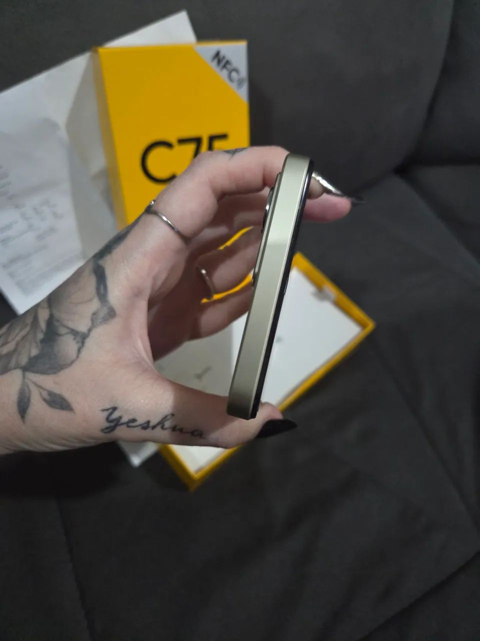 Realme C75 246gb  - Foto 4