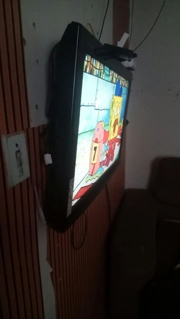 Vendo televisão 32 - Foto 2