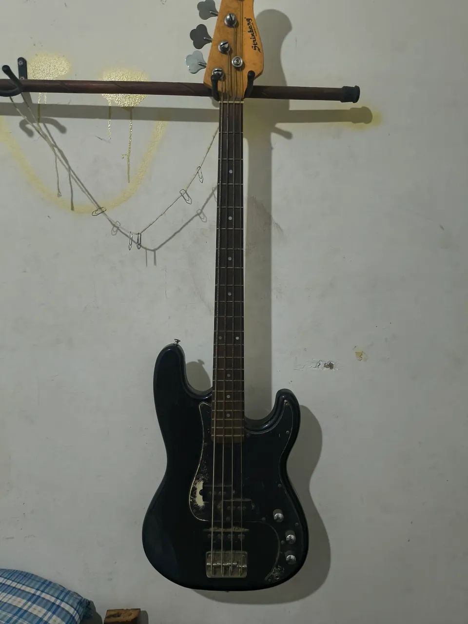 Baixo Strinberg 