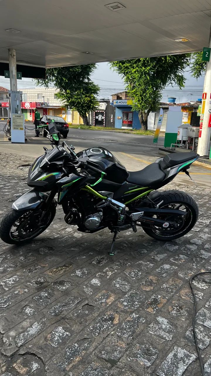 Kawasaki Z900 - Foto 3
