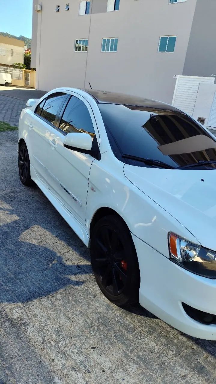 Mitsubishi Lancer 2.0 16V 160cv Aut. 2013