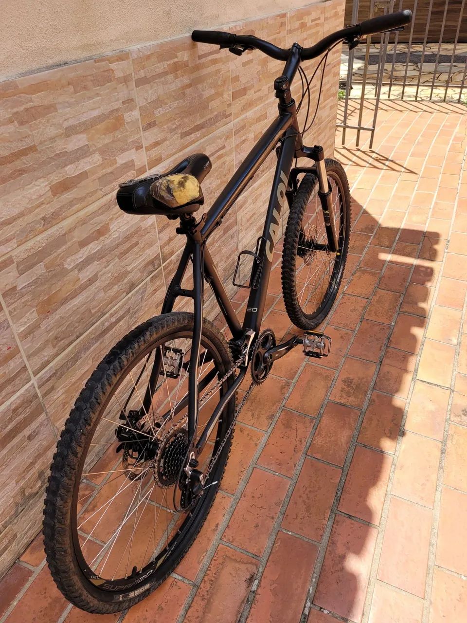 Bicicleta CALOI SUPRA 20 Preta