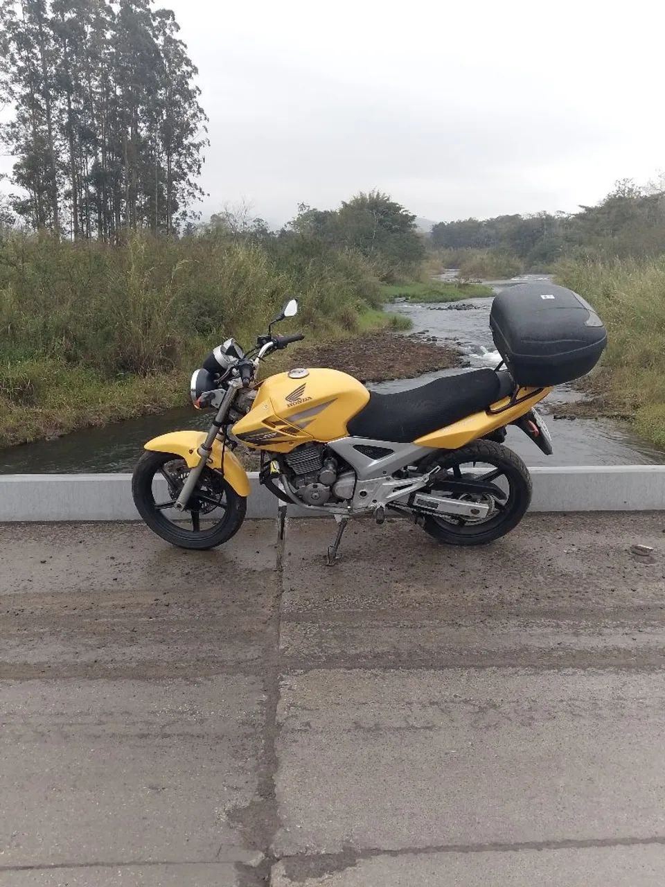 Vendo Honda Twister 2006 - Foto 2