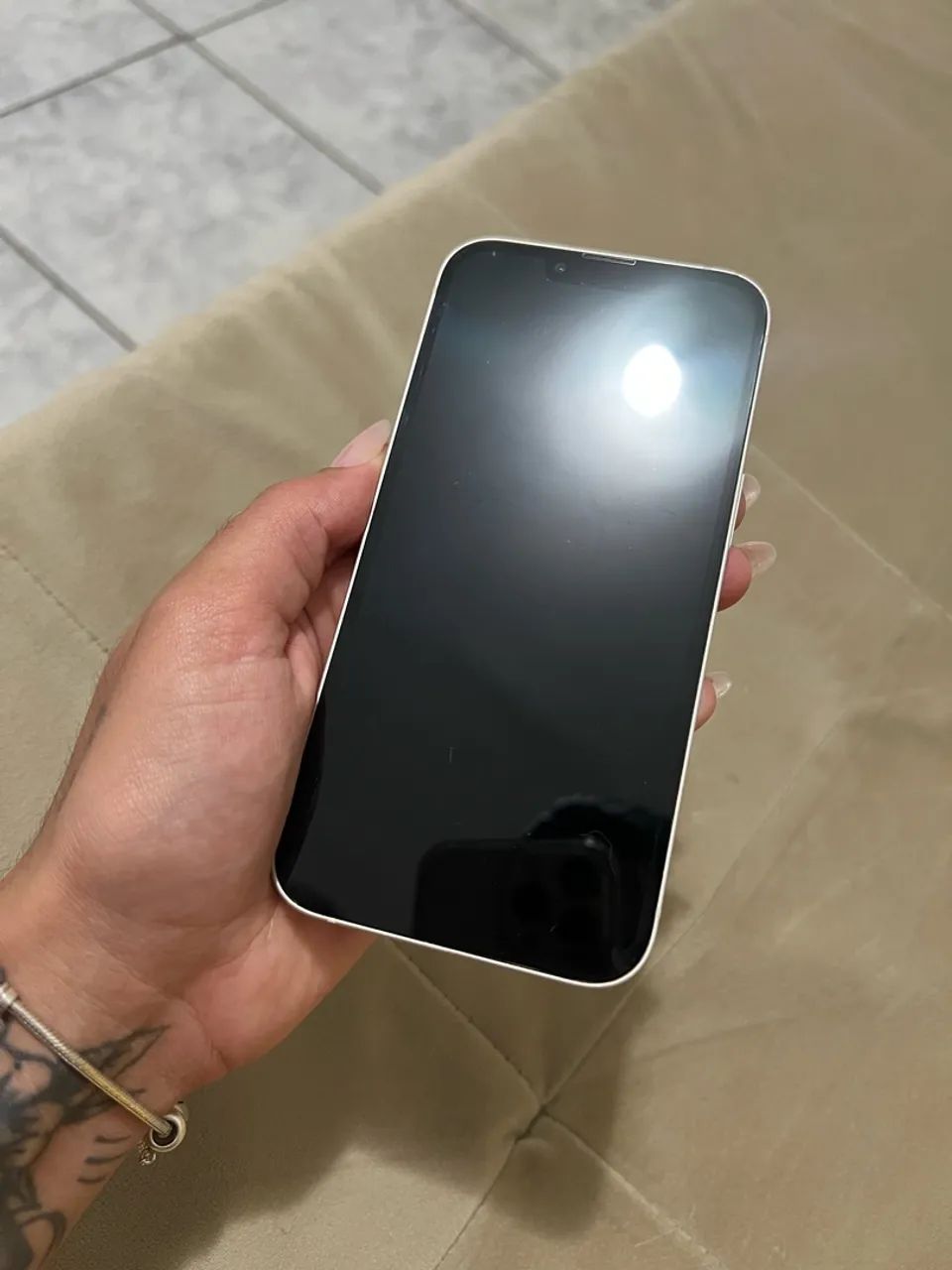 iPhone 13 Branco 128GB - Único dono