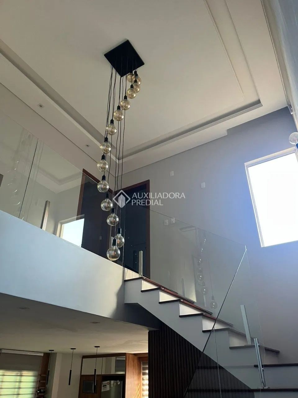 Casa completa com 3 dormitórios e área de lazer no Pagani - Foto 2