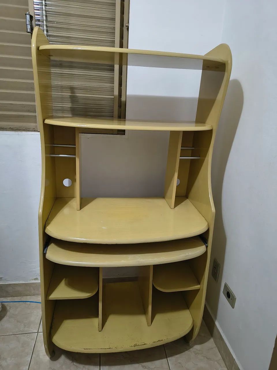 Estante mesa de computador 