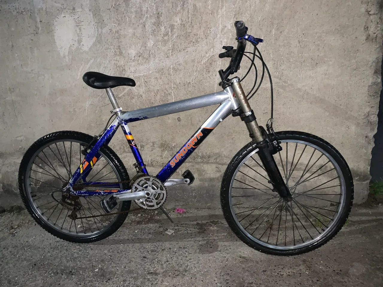 Bicicleta de alumínio 