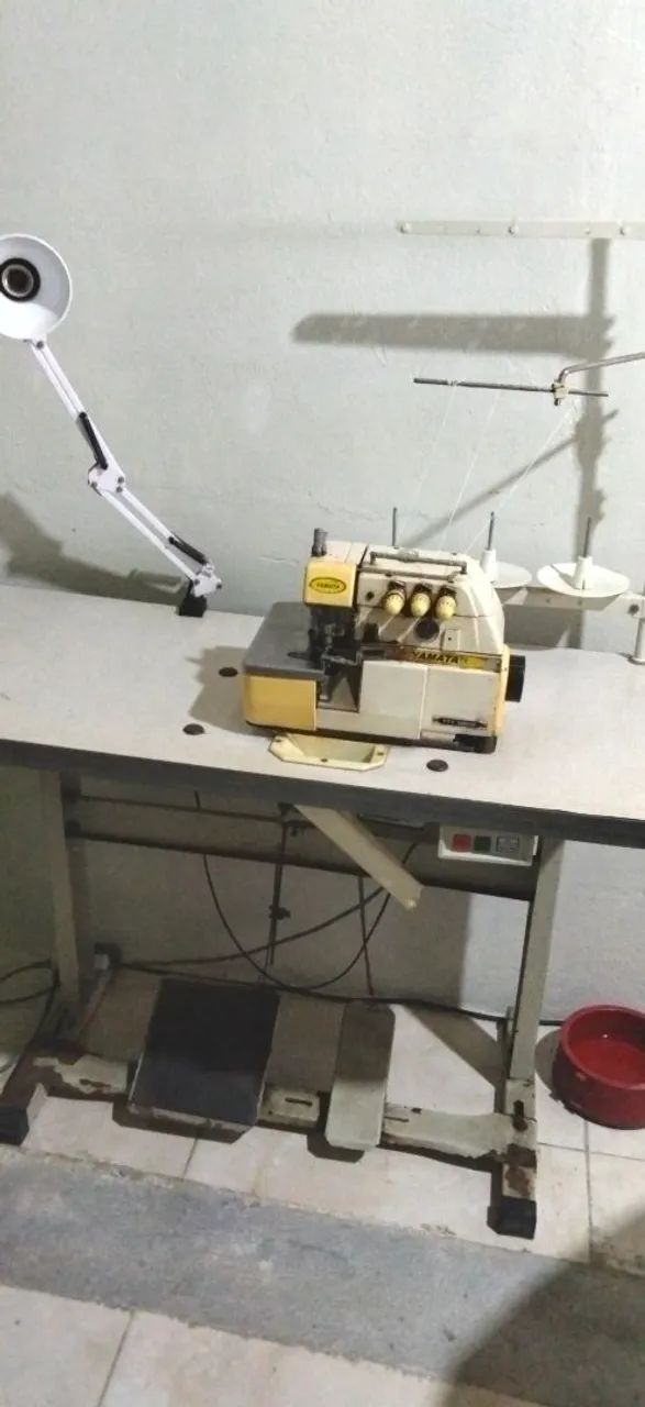 Vendo máquina overlok industrial  - Foto 3