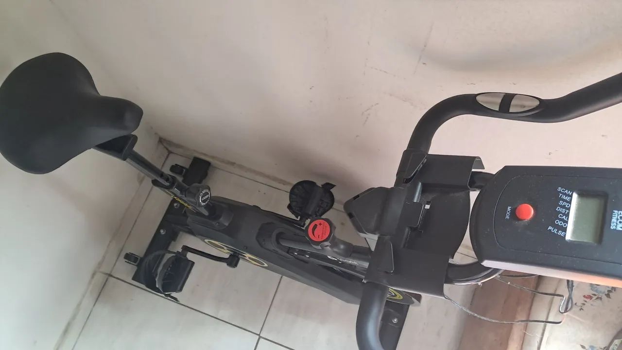 Bicicleta ergometrica  - Foto 4