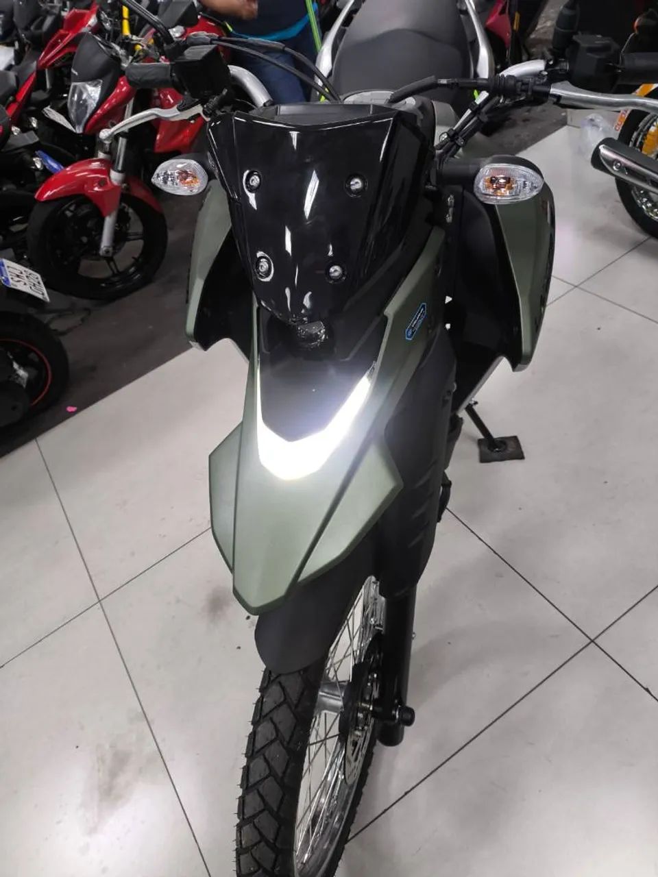 SUZUKI V-STROM 650 ADVENTURE - Foto 4