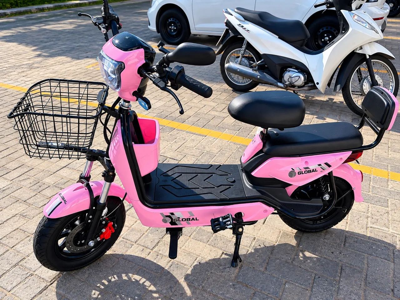 SCOOTER GLOBAL 500WT 2026 - Foto 2