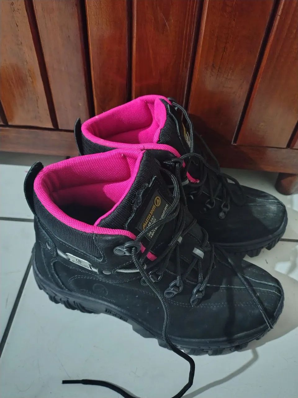 BOTA DE SEGURANÇA - PRETA E ROSA - Foto 2
