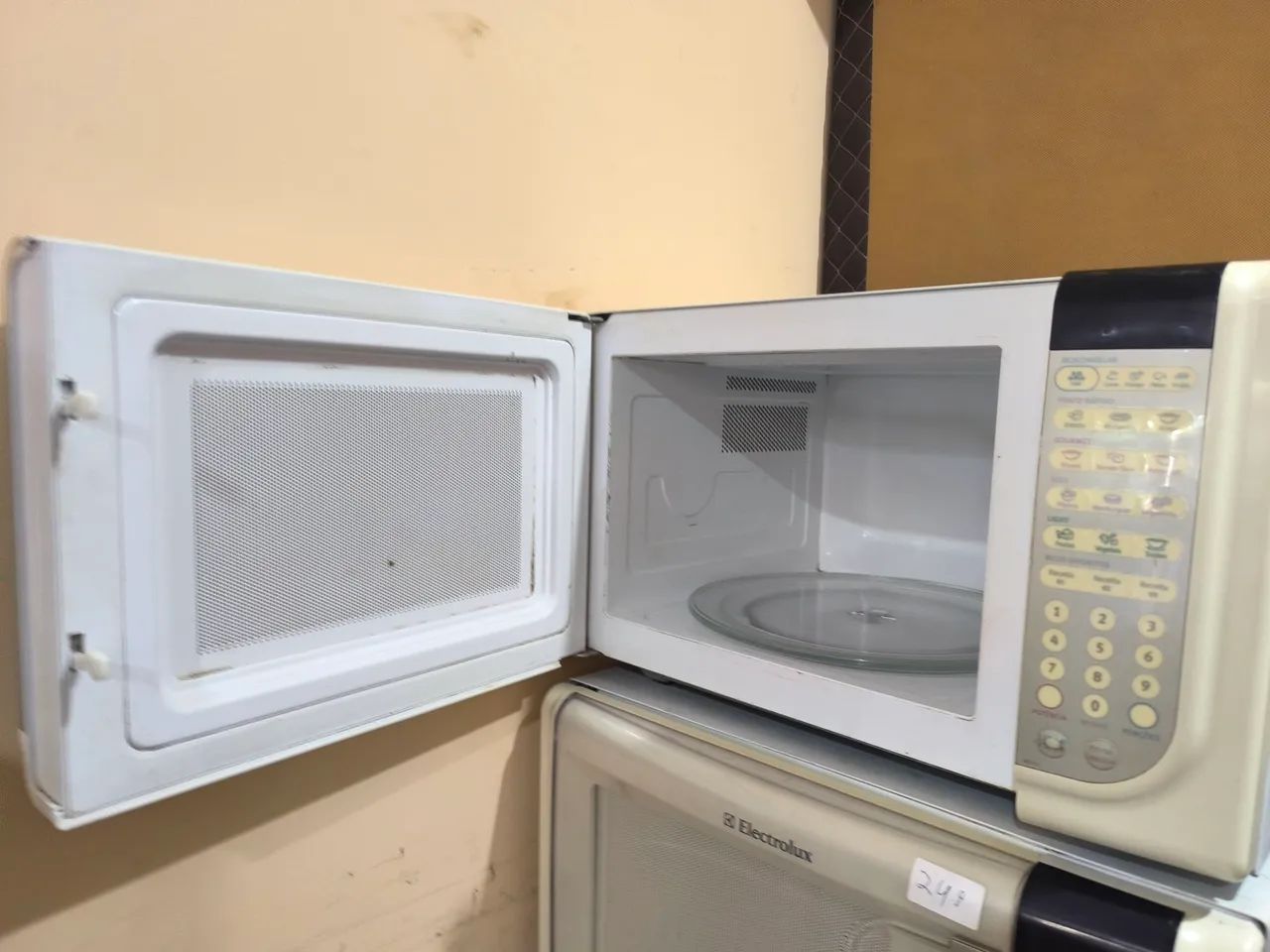 Microondas 31 Litros Electrolux  - Foto 5