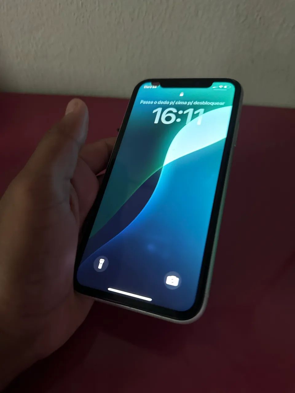 ? iPhone XR 64GB Branco - Foto 3