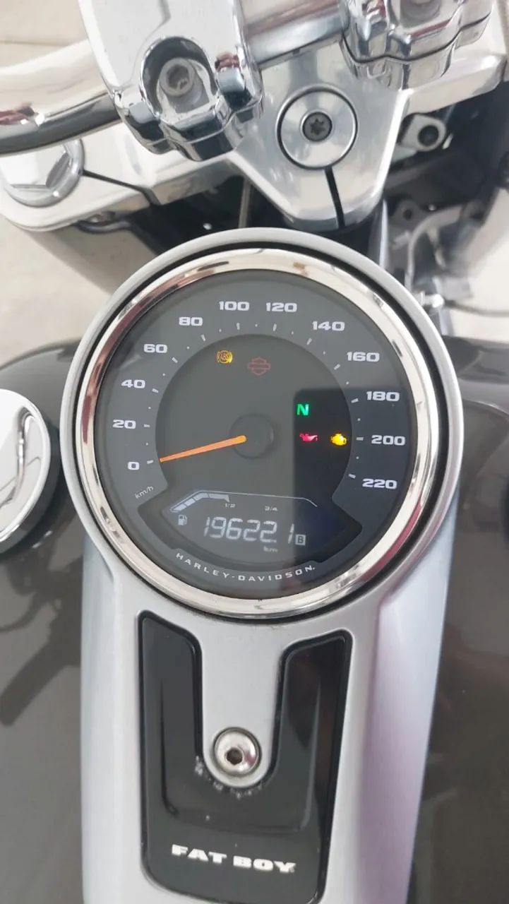 Harley Davidson Fat Boy 2018 - Foto 2