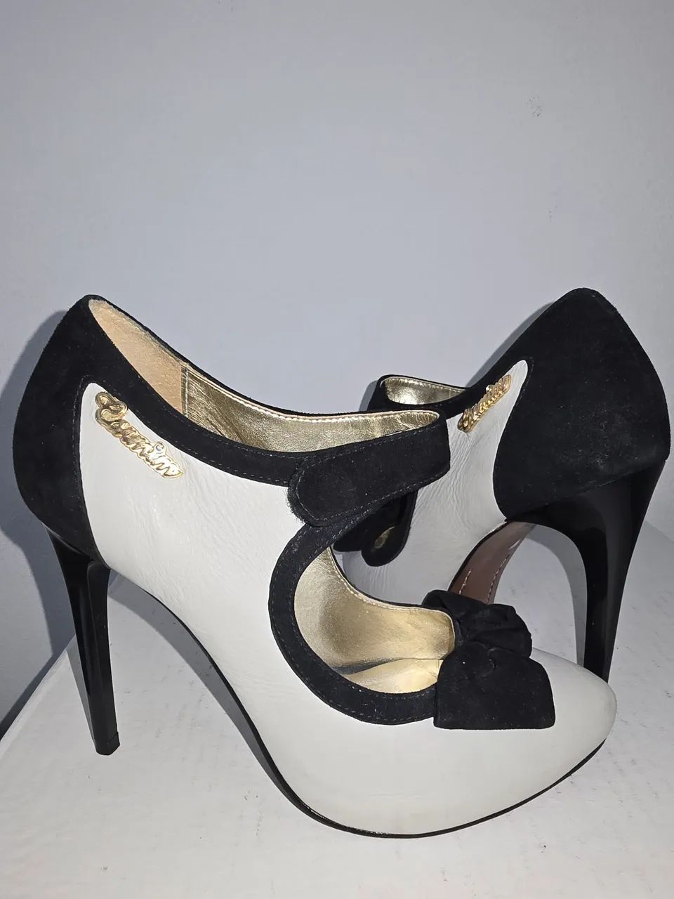 SAPATO CARMIM CINZA COM PRETO PURO CHARME  - Foto 4