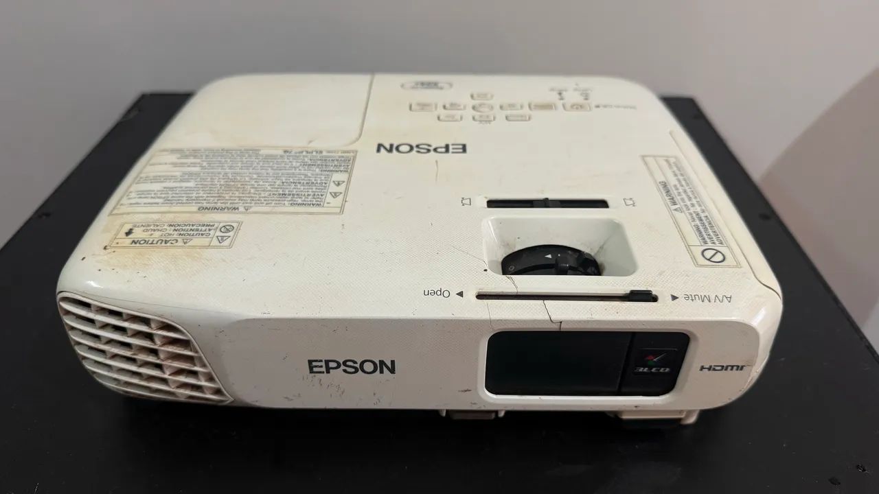 Projetor Epson Powerlite X24+ 3500lm Branco (Usado)