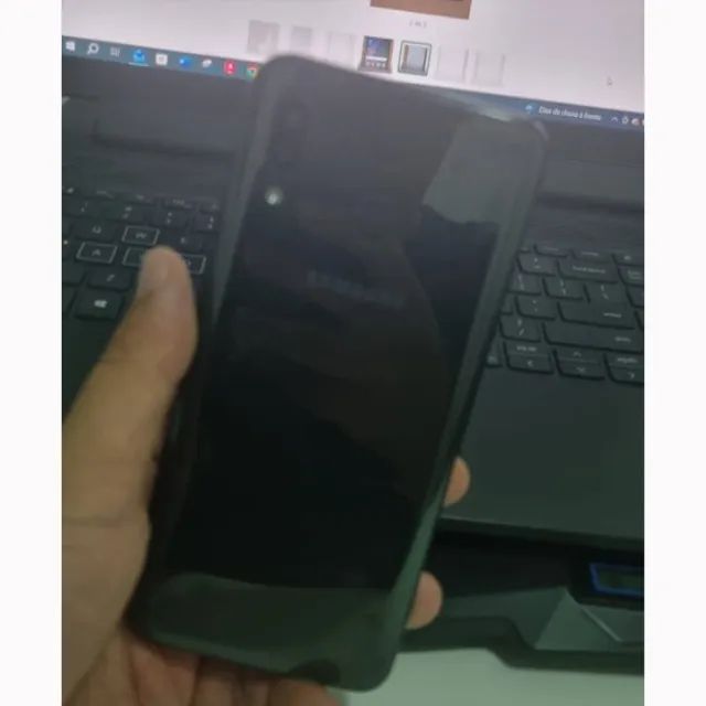 Samsung A20 - 32GB - *Oportunidade*  - Foto 3