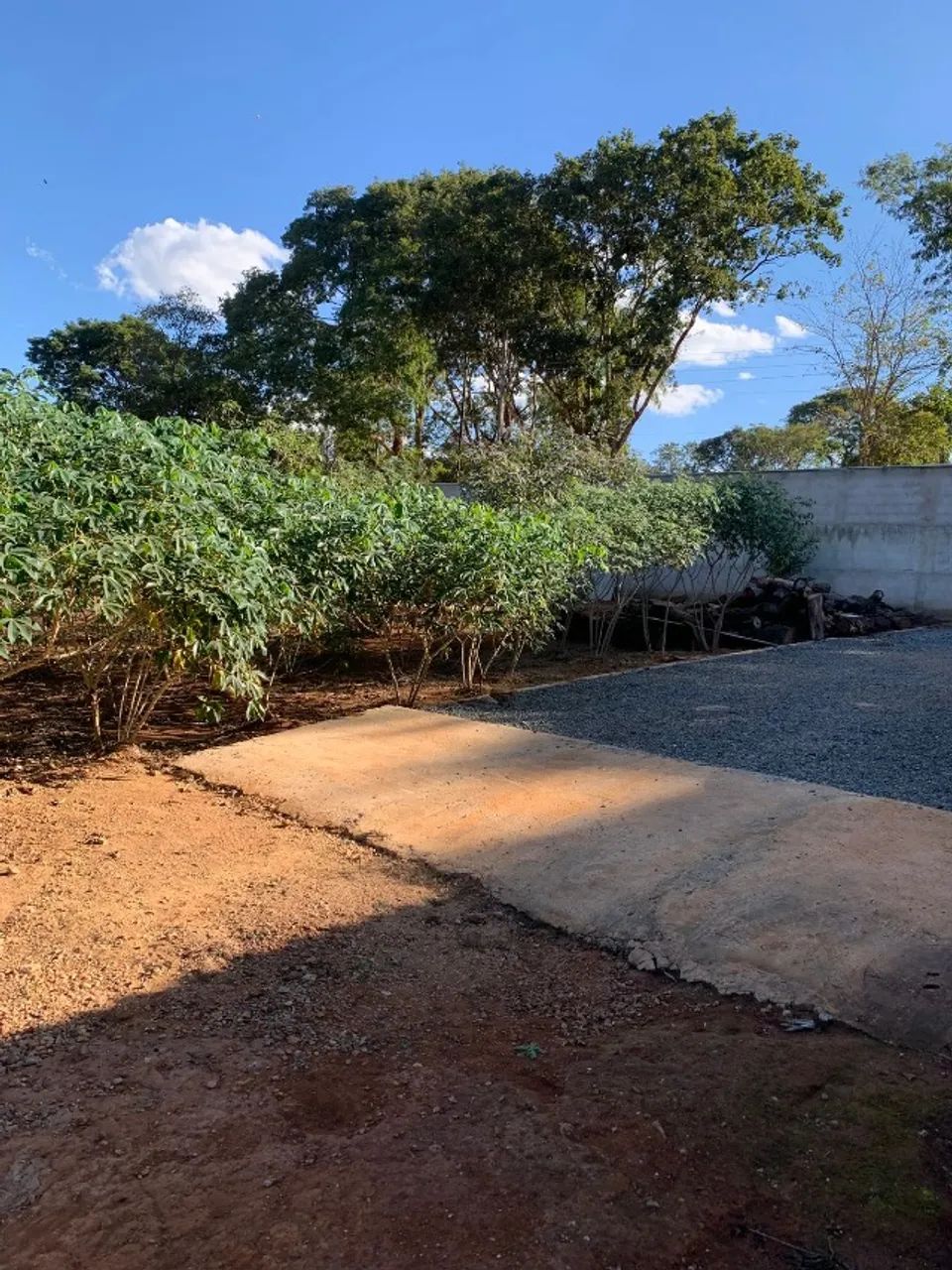 Chácara 4.000m² com casa nova, pomar e córrego - Luziânia GO - Foto 3