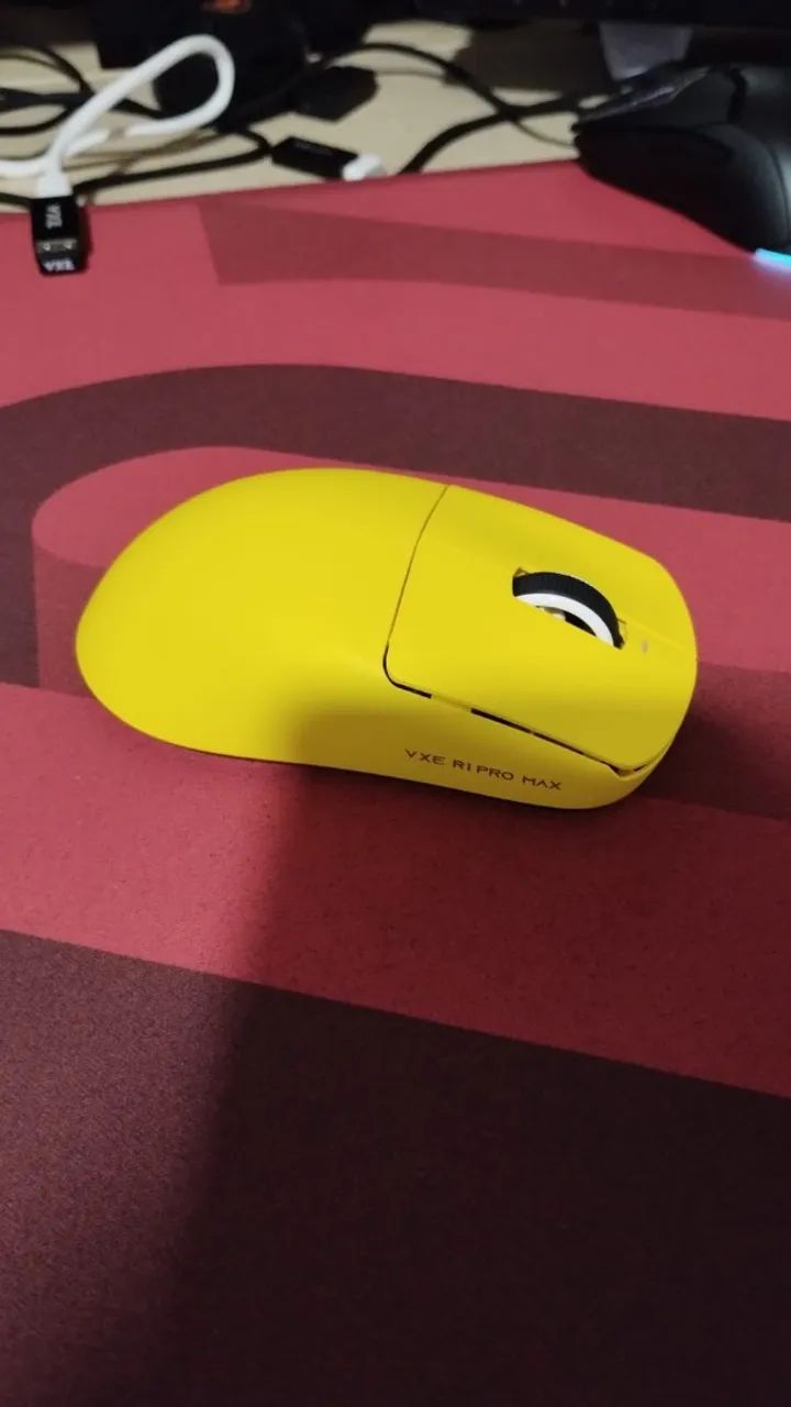 Mouse Gamer VXE R1 PRO MAX 4K YELLOW - Foto 5