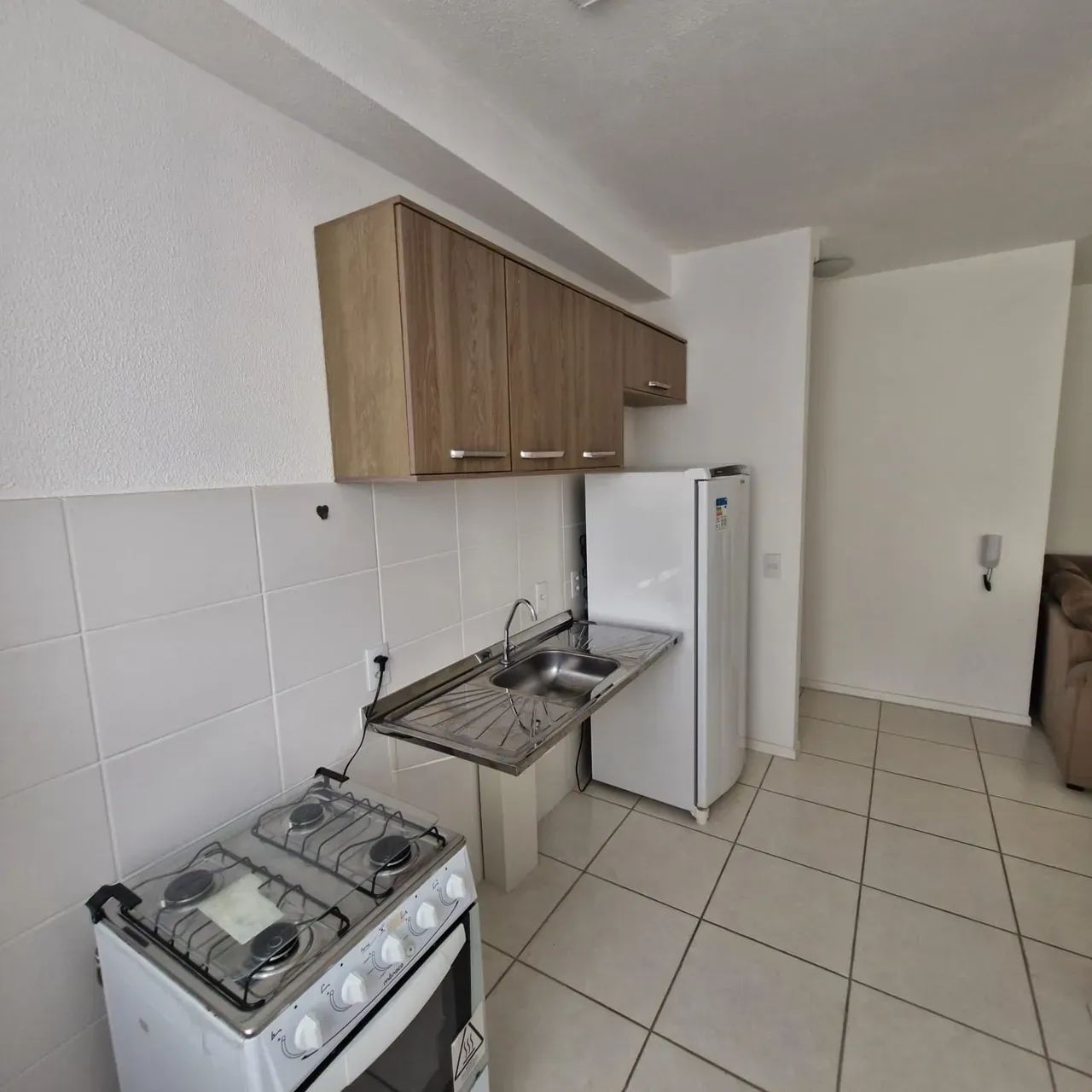 Apartamento com suíte e varanda para locação  Monte Castelo - Foto 4