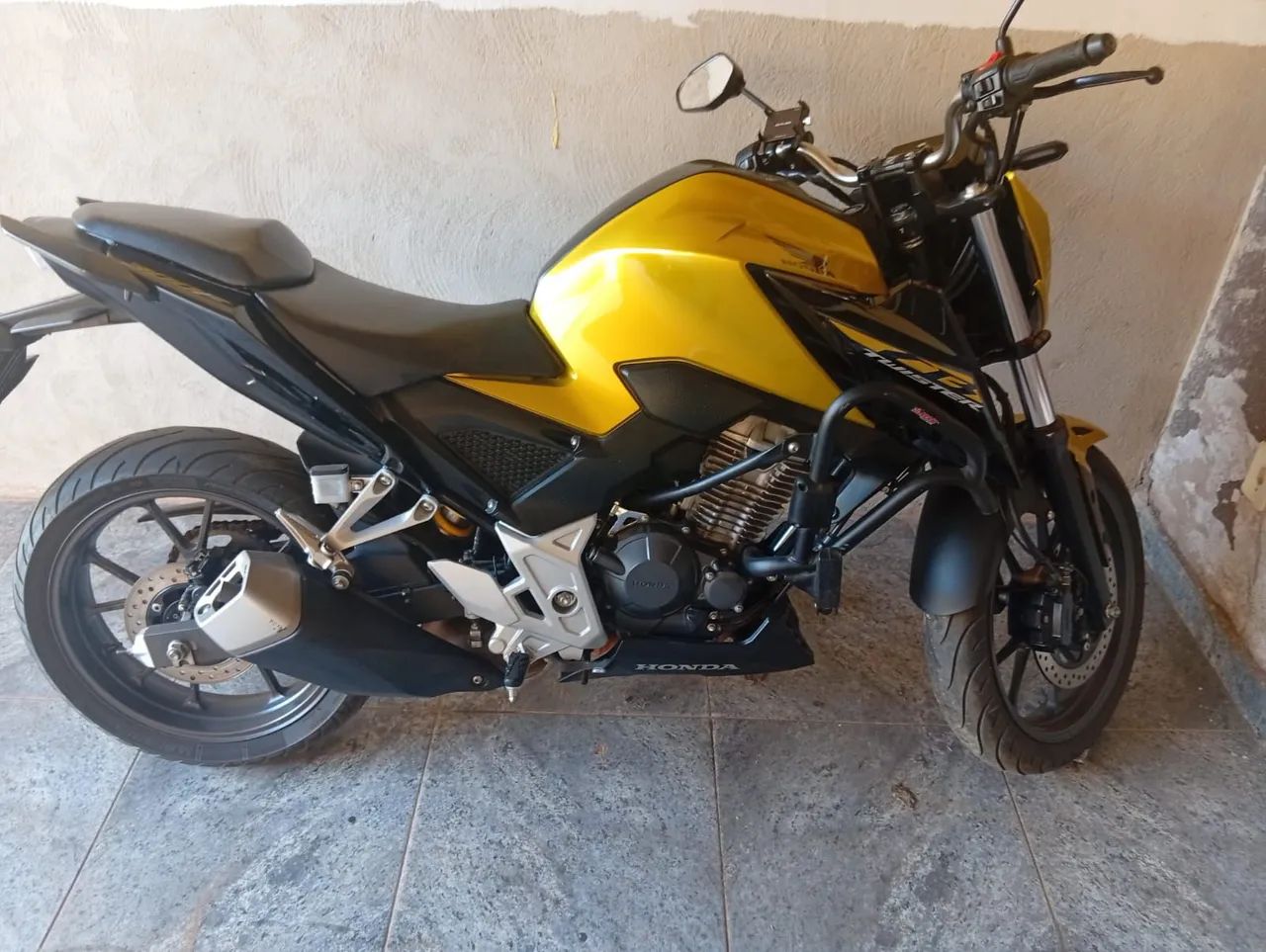 TWISTER 300F - Foto 3