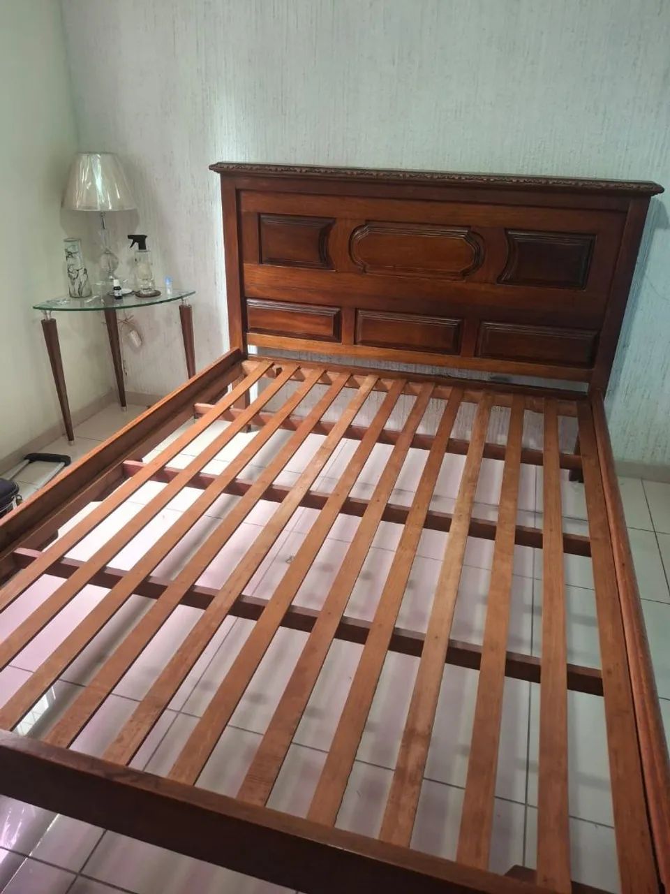 Cama de madeira maciça  - Foto 2