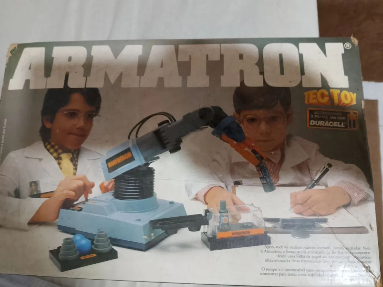 Armstron TEC toy