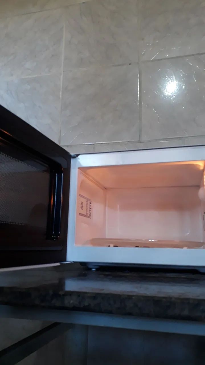 Microondas Mídea 20 litros funcionando perfeitamente.  - Foto 5