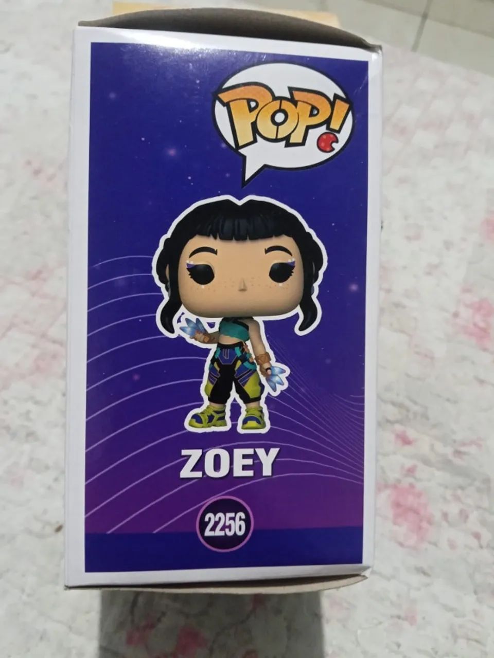 boneco POP Guerreiras do K-Pop ZOEY - Foto 4