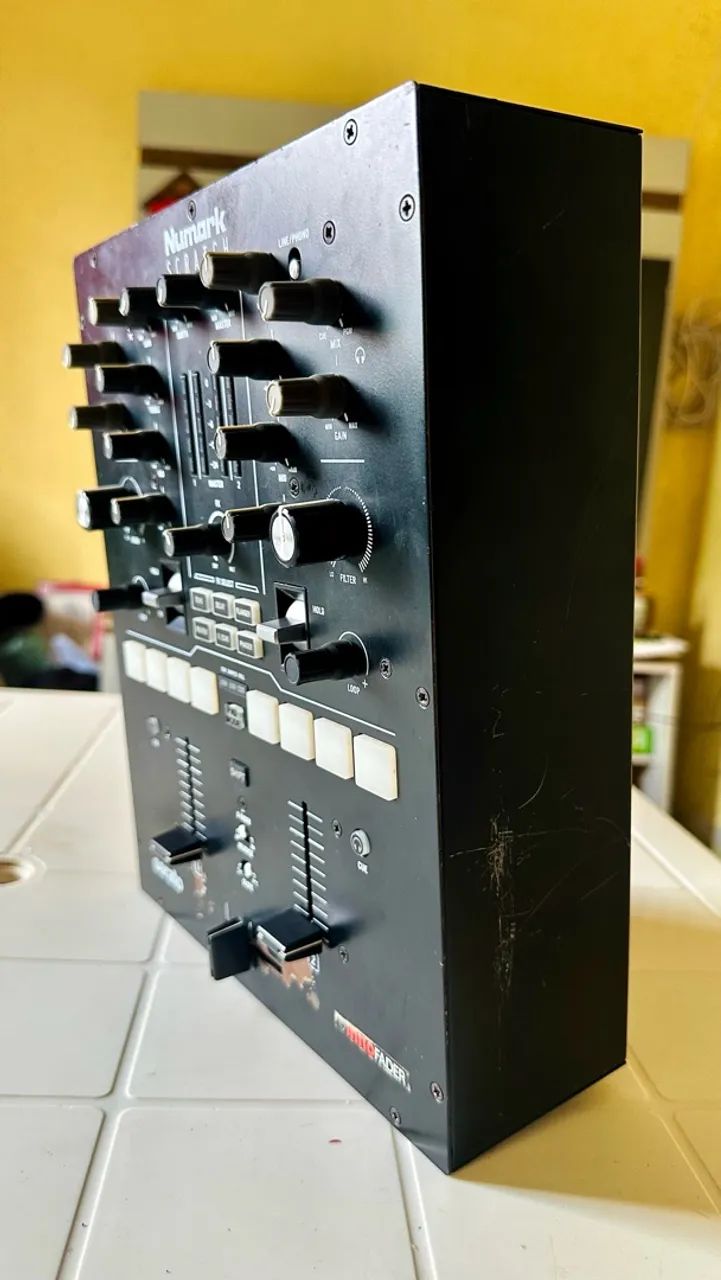 Mixer Numark Scratch + Case - Foto 5