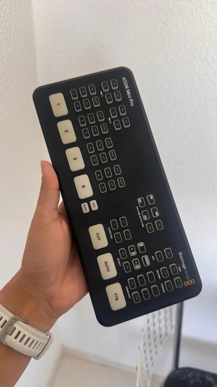 OPORTUNIDADE ATEM MINI PRO BLACKMAGIC NOVINHA