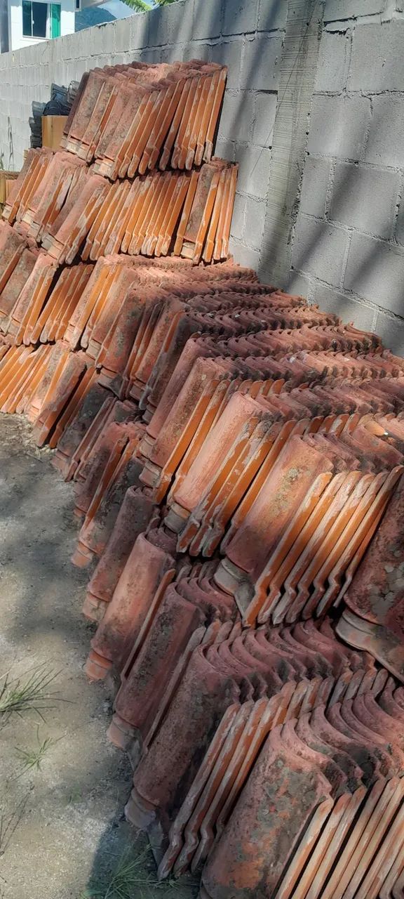 Telhas Cerâmicas Tipo Portuguesa - 3.000 Unidades - Ótimo Preço