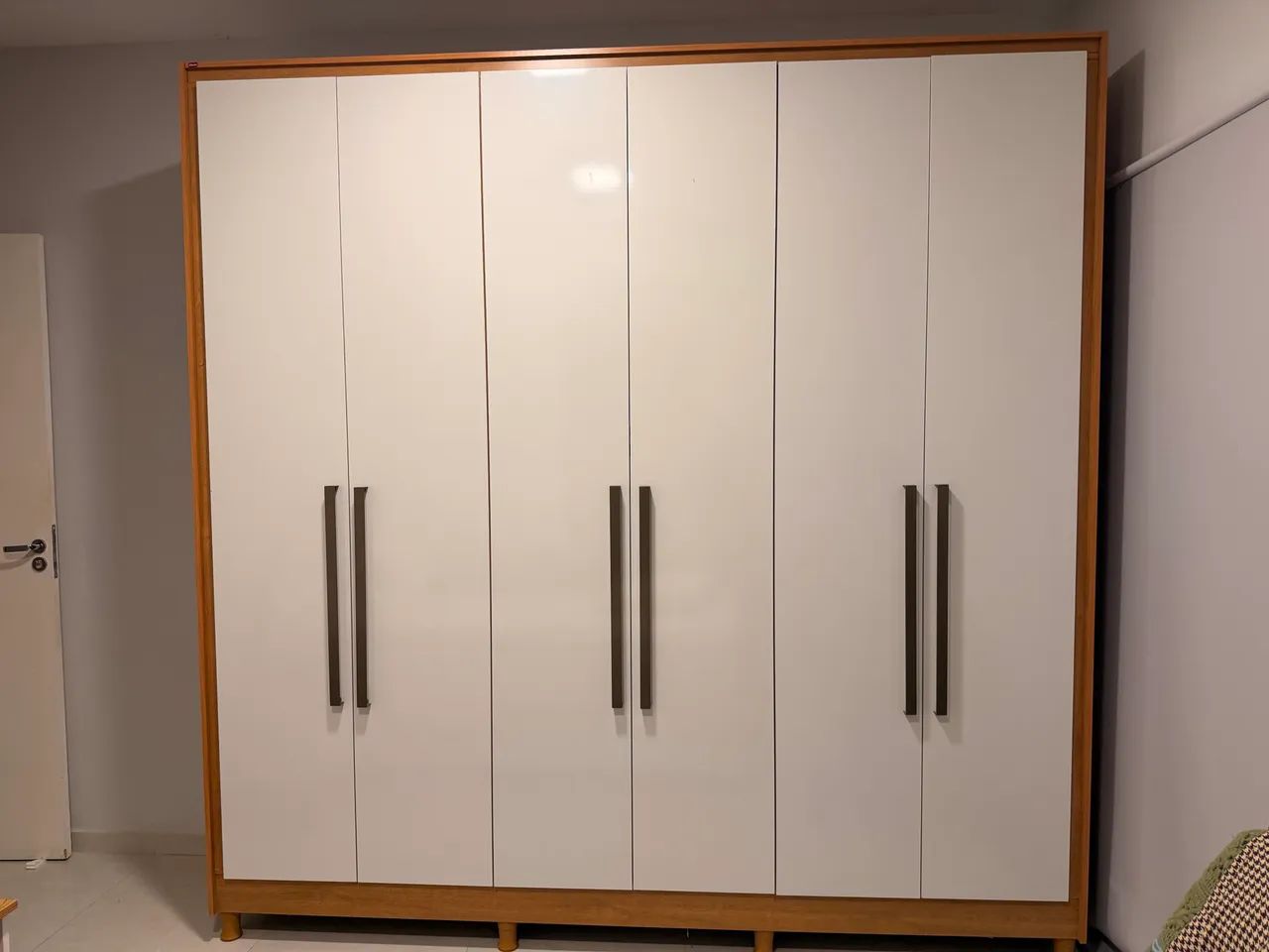 Guarda roupa 6 portas  - Foto 2