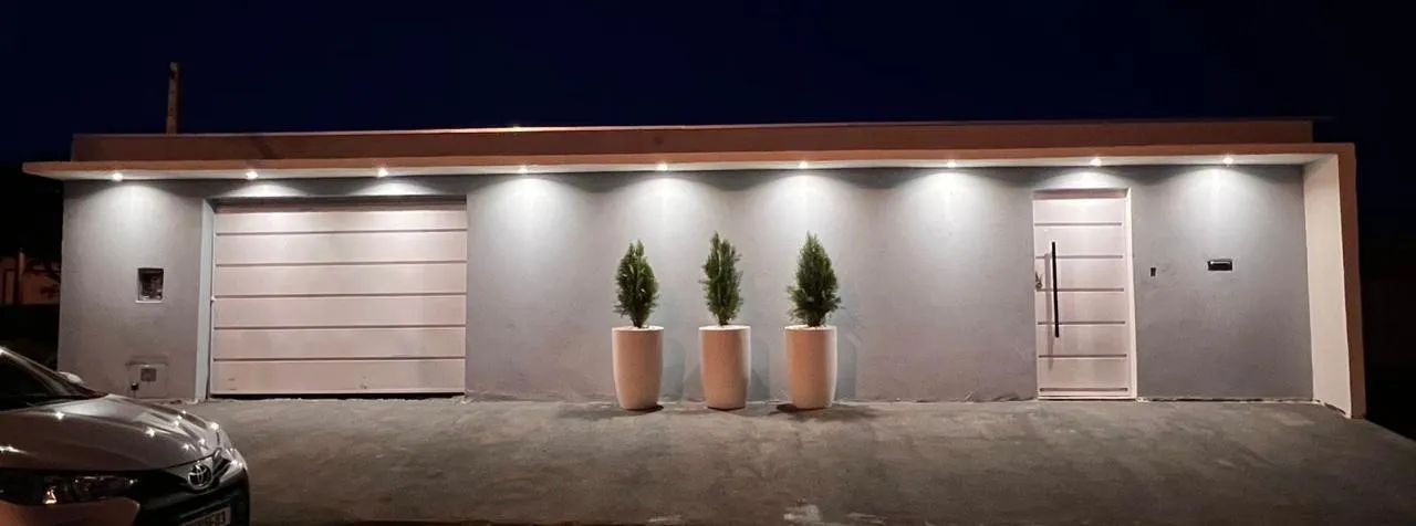 ? Oportunidade! Vendo ágio de lote com casa, ideal para quem busca espaço e conforto.