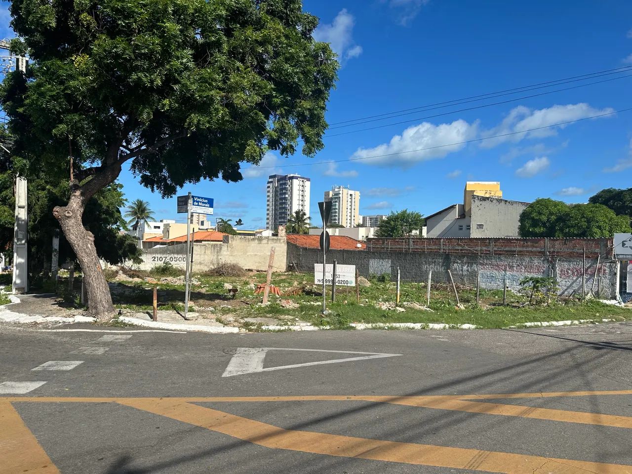 Terreno em Atalaia 1053 m2 de esquina para comércio  - Foto 7