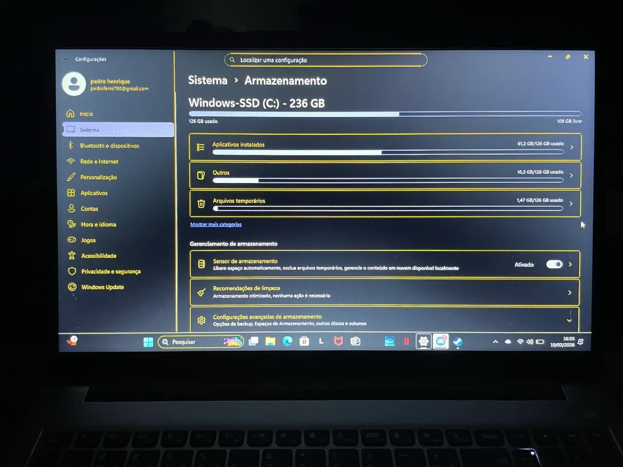 Notebook com pouco tempo de uso 