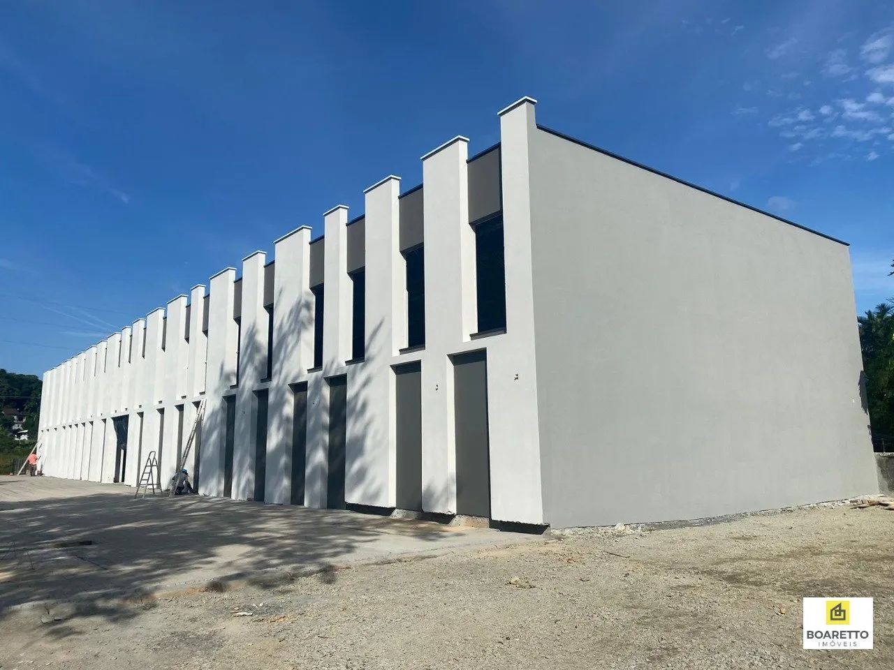 Alugo prédio Comercial com 954,05m² na rua Anita Garibaldi. - Foto 3