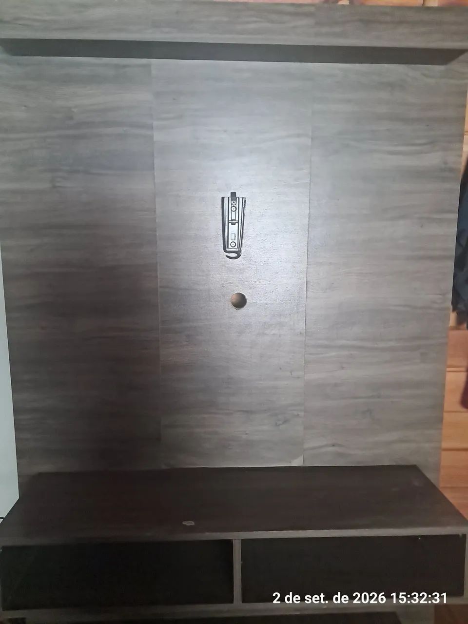 Rack de TV Com prateleiras  