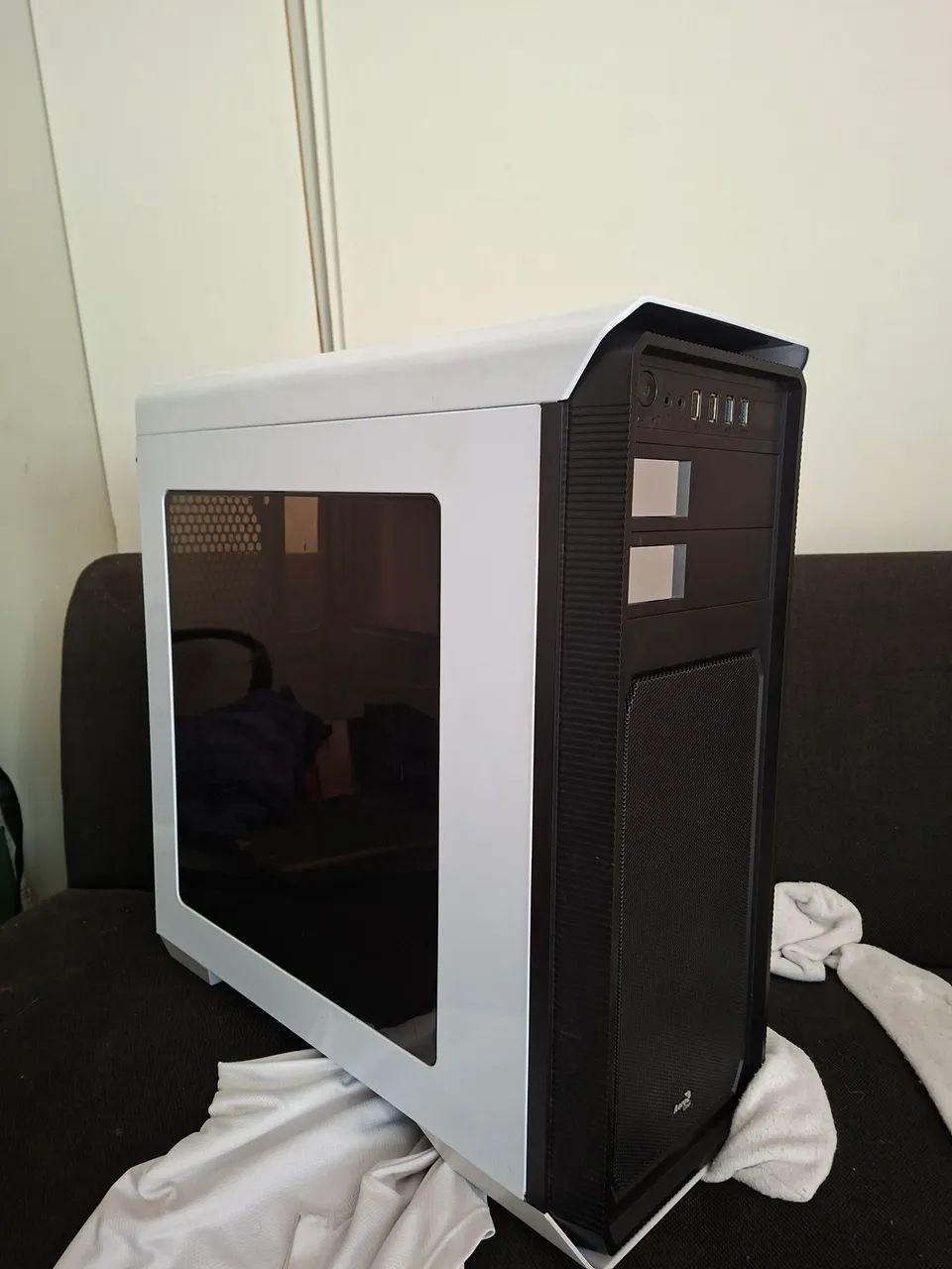 Gabinete Aero Cool
