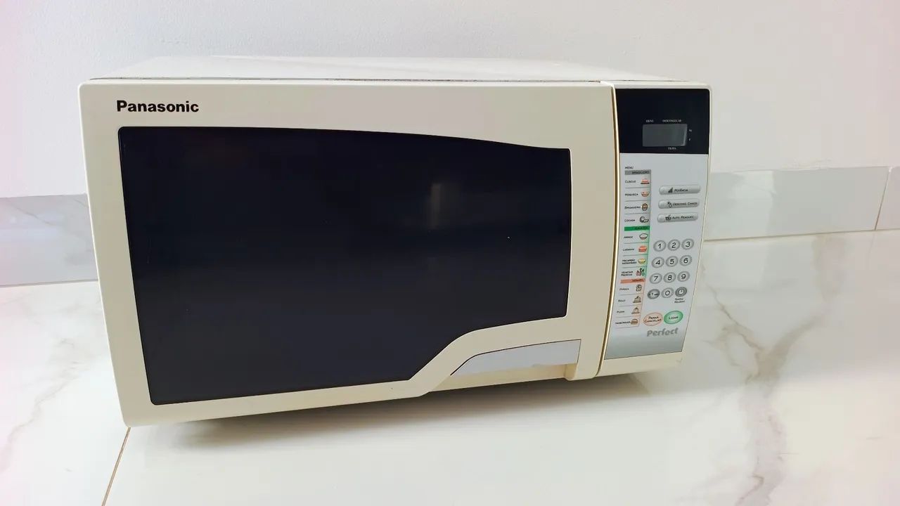 Microondas 127v super conservado - Foto 4