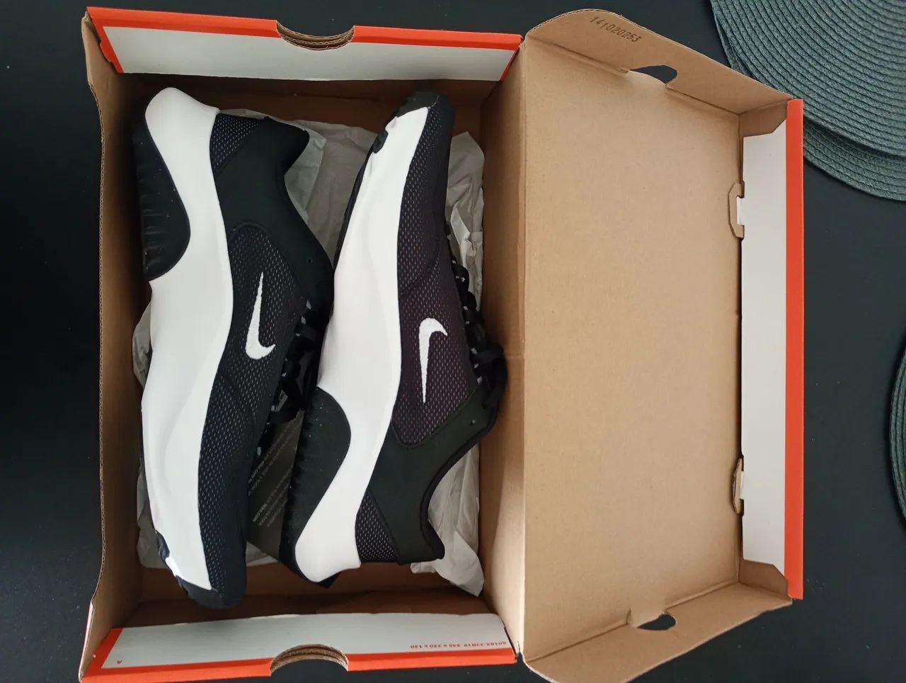 Nike legend essential 3