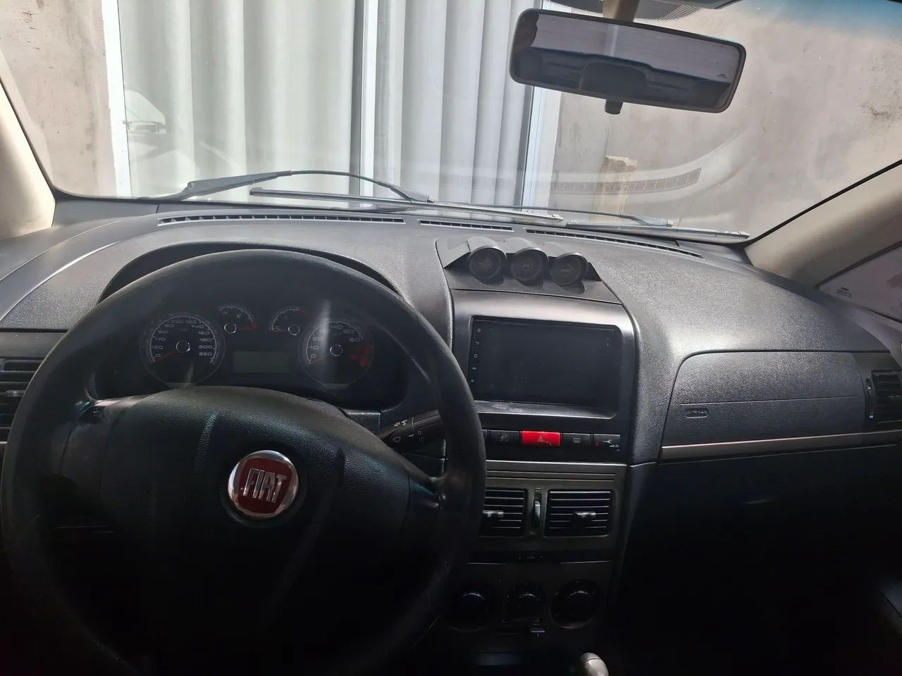 Fiat Idea Adv./ Adv.lock.dualogic 1.8 Flex 5P 2012 - Foto 4