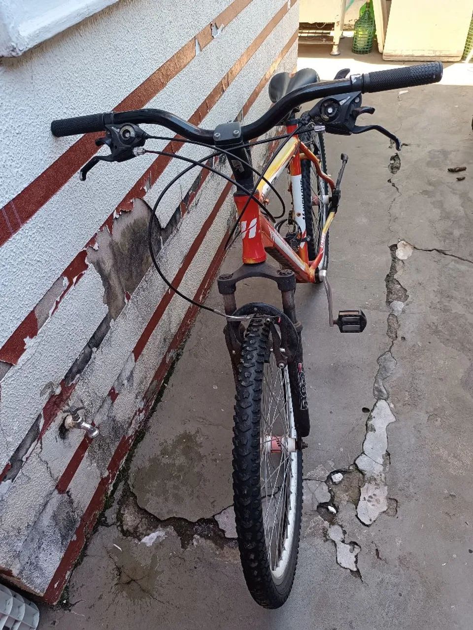 Bicicleta com marchas e amortecedores  - Foto 2
