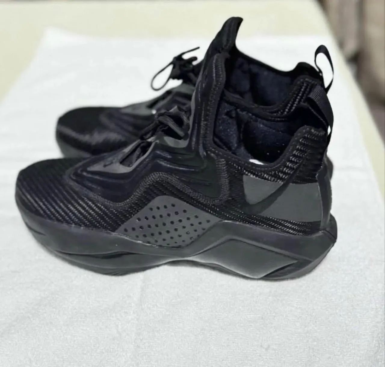 Nike lebron soldier 14
