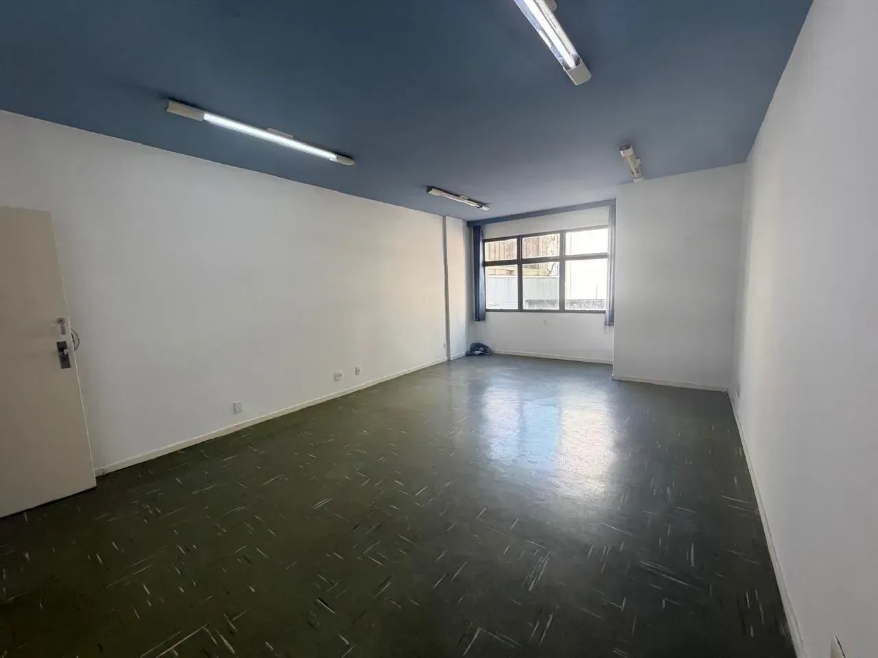 Sala comercial com 28 m², na Prudente de Morais - Foto 4