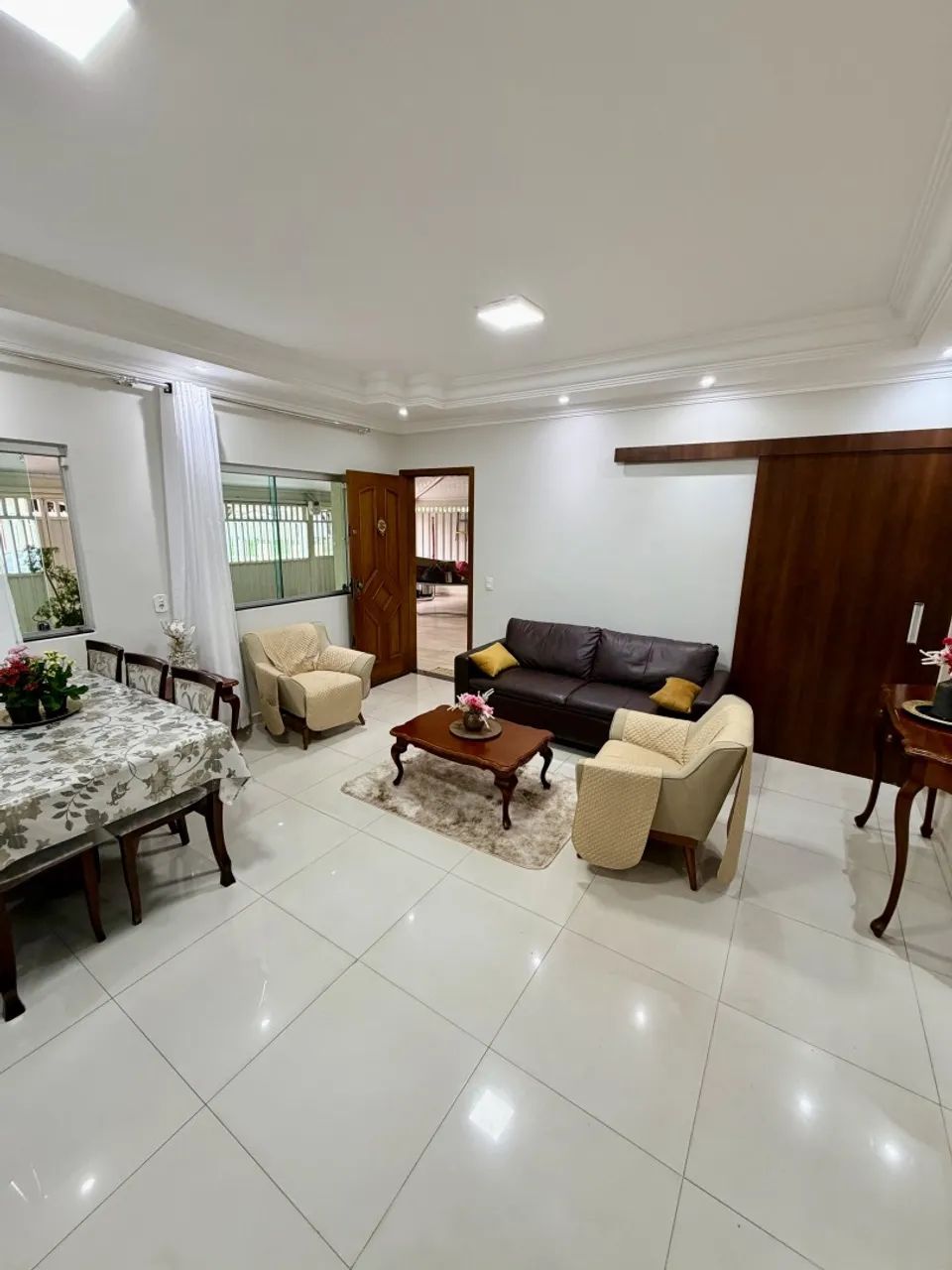 Casa térrea de esquina no Guará II - Foto 3