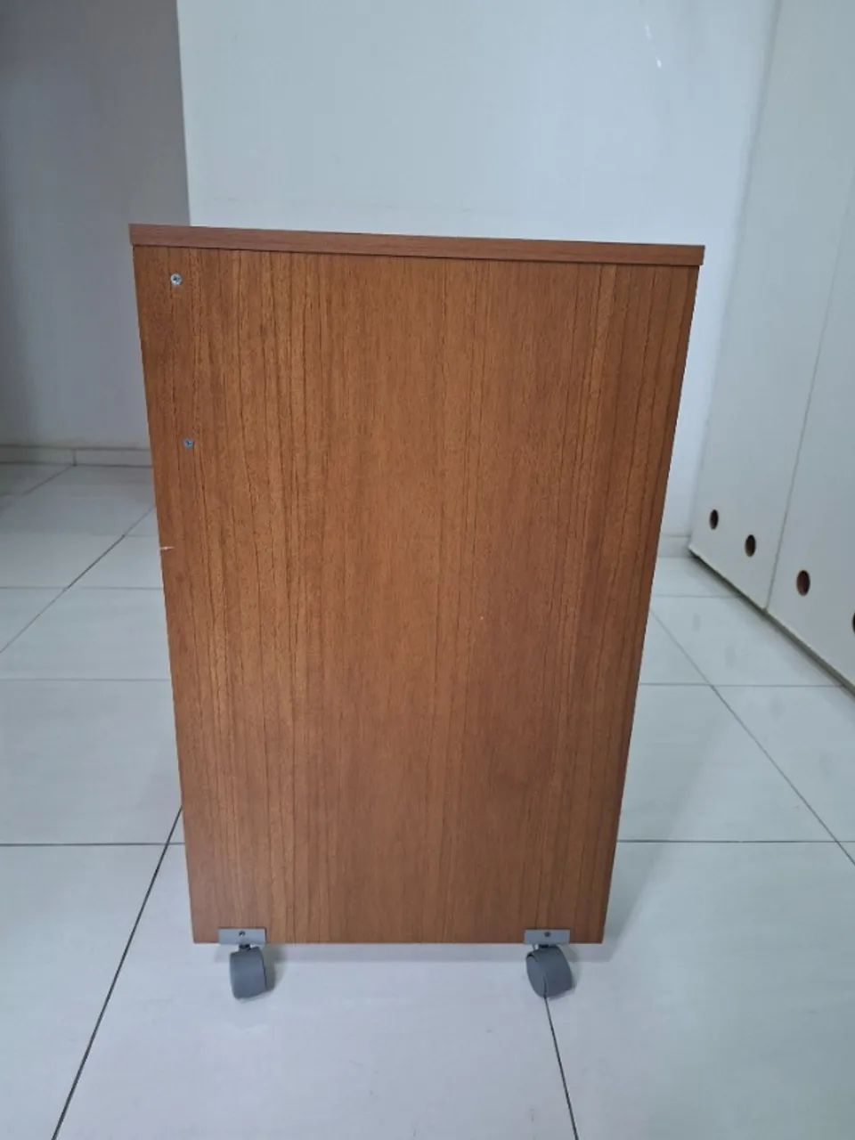 Mesa para escritório (L=120cm, A=77cm, P=45cm) - Foto 2