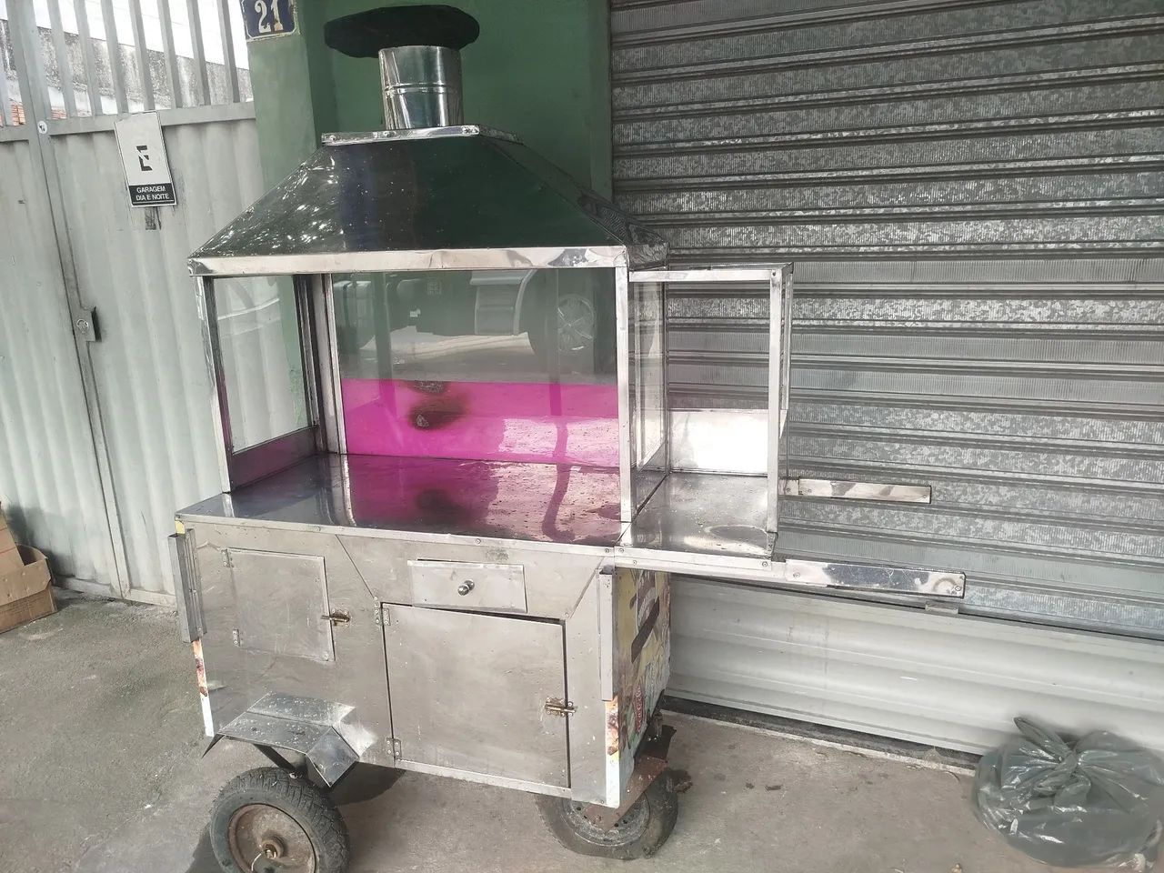 Carrinho de churrasquinho e galeteira - Foto 2